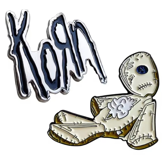 Korn kitűző